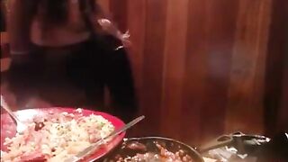 Kebabqueen public eating 1