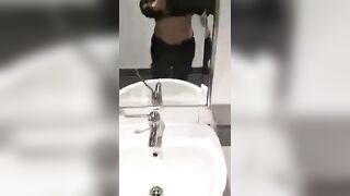 Kebabqueen public eating 2 result