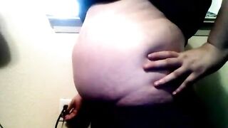 Pumptress Saundra female belly inflation_3